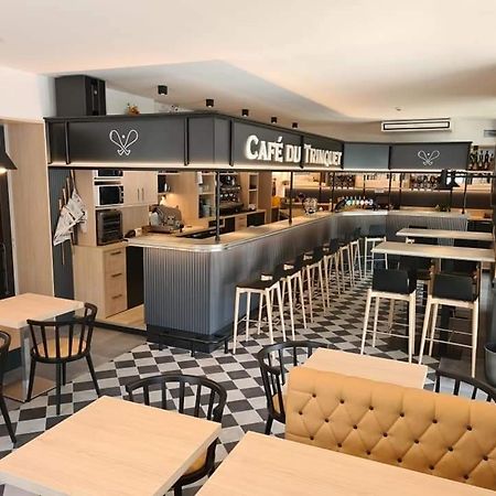 Hotel-Cafe Du Trinquet Cambo-les-Bains Luaran gambar
